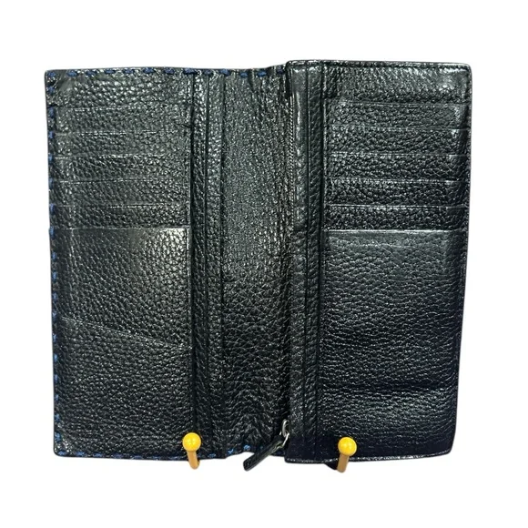 Fendi Blue Pebbled Leather Wallet with Elegant Design - Picture 6 of 11